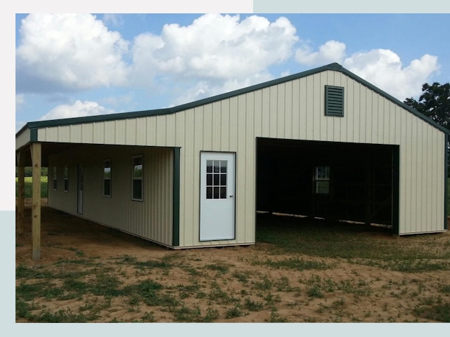 Строительство конюшен в Сальске