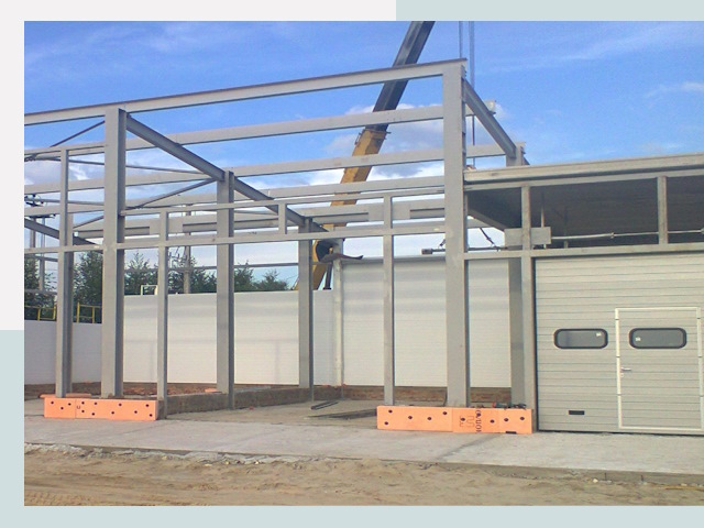 Строительство автосервисов от СтальСтрой-Слс по цене 610 руб.